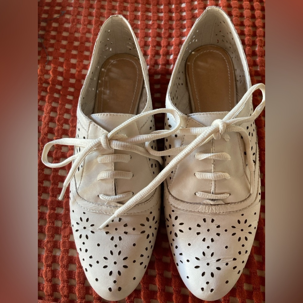 Crown Vintage Alexis White Perforated Flats